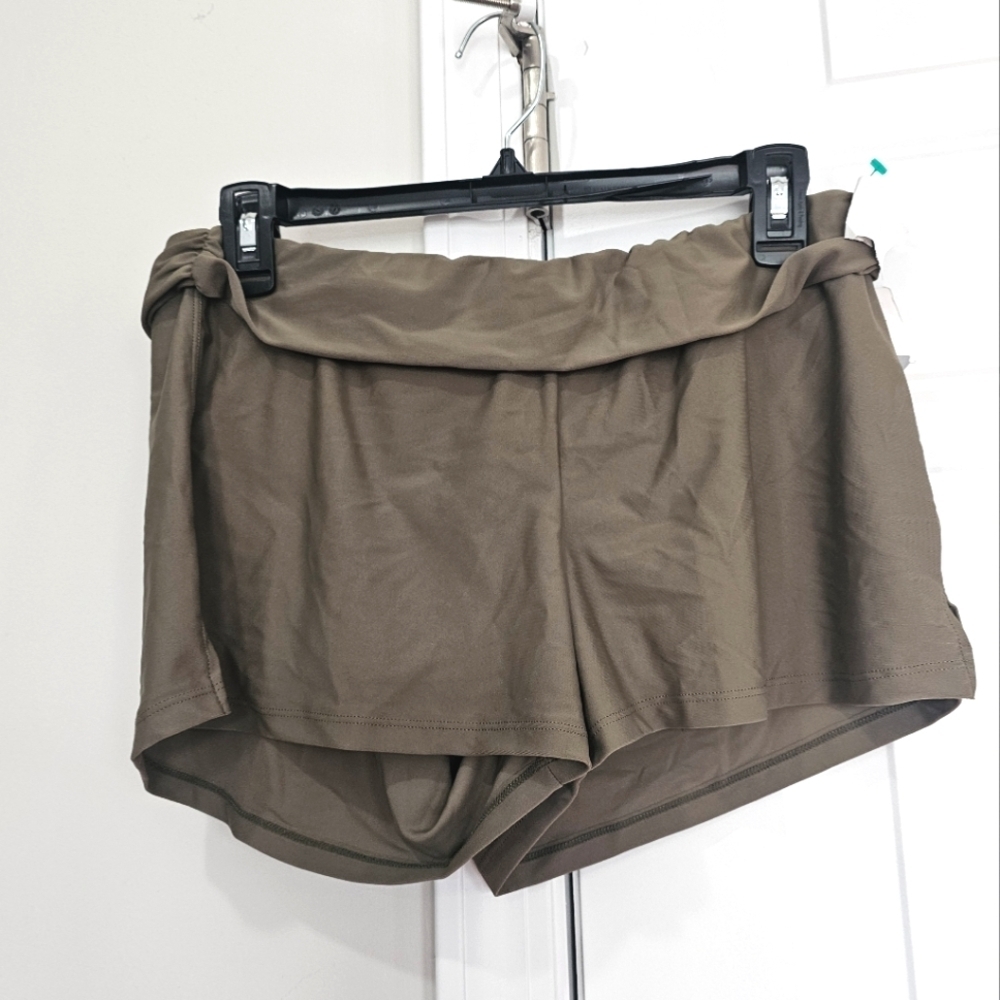 Athleta Swim Shorts Size Small in hunter green Ocean Beach {BX8}